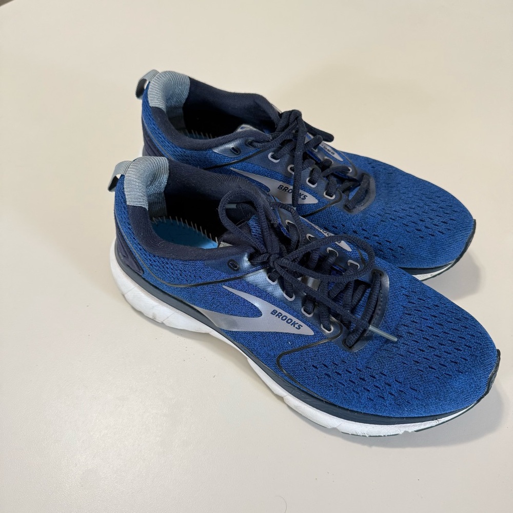Man's Athletic Brooks Transmit 3 Running Shoe Size 8.5 NO INSOLES - Picture 3 of 8
